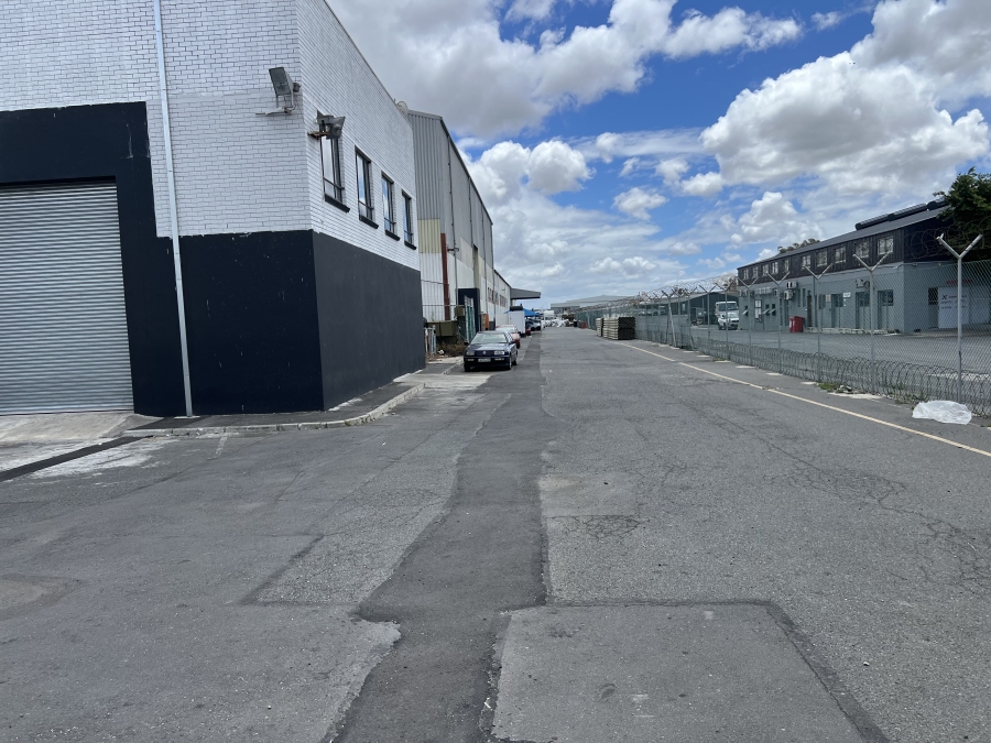 To Let commercial Property for Rent in Blackheath Industrial Western Cape